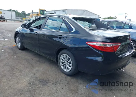 2016 Toyota Camry Le z USA, uszkodzony, nr VIN 4T4BF1FK5GR554466